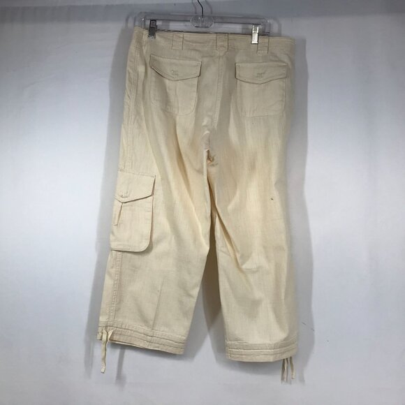 J. JILL- WOMEN'S 10 - CREAM 100% COTTON CARGO CAPRI'S - Picture 2 of 4